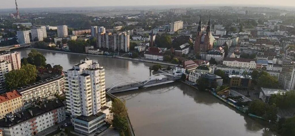 Stan Odry w Opolu w czasie powodzi 2024. Źródło: Miasto Opole - https://www.opole.pl/dla-mieszkanca/aktualnosc/komunikaty-sztabu-kryzysowego-w-opolu-1709-aktualizacja